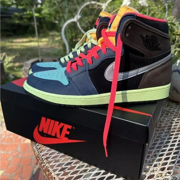 Nike Jordan 1 Tokyo Biohack size US 10 mens with extra laces